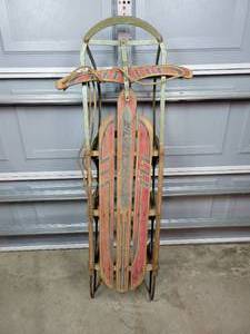 lot 213 image: Vintage Silver Streak Metal Rail Sled - Approx. 53 x 22