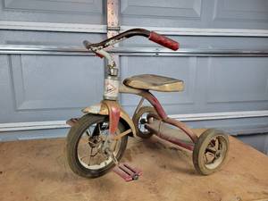 lot 149 image: Vintage AMF Tricycle