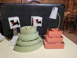 lot 194 image: Vintage Lighting - Pair of Scottie Dog Lamps, Small Gooseneck Desk Lamp, and a Pair of Nifty Retro Metal Bed Lamp Shades