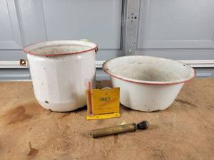 lot 232 image: (2) Vintage Enamel Pots - NO SHIPPING