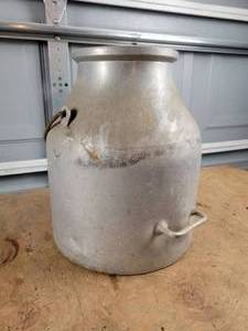 lot 411 image: Vintage Aluminum Cream Can - Approx. 15 tall x 12 Diameter