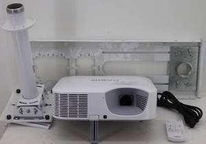 Casio XJ-F100U HDMI DLP Projector, Remote, Mount & Screen
