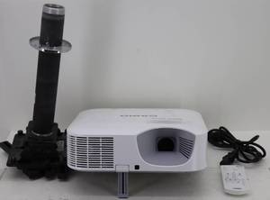 Casio XJ-F100U HDMI DLP Projector, Remote, Mount & Screen