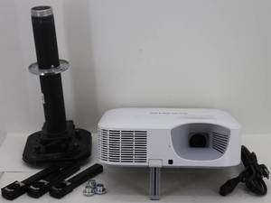 Casio XJ-F100U HDMI DLP Projector, Mount & Screen