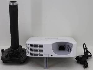 Casio XJ-F100U HDMI DLP Projector & Mount