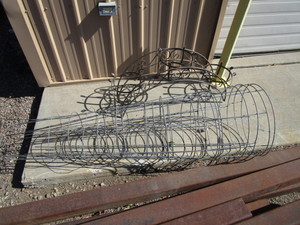 Tomato Cages & Flower Pot Stand