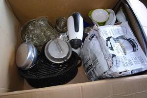 lot 227 image: Assorted Dishes, Stand Mixers, Broaster Pan, Drinkware