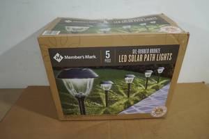 lot 34 image: Members Mark 5 Piece Oil Rubbed Bronze Solar Path Lights