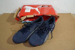 lot 39 image: Puma Cell Surin 2 Sneakers - Mens 9