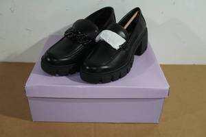 lot 43 image: NEW Madden Girl Hoxtonn Shoes - Womens 8