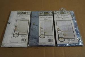 lot 48 image: Vinyl Shower Curtain Liners - 70 x 72