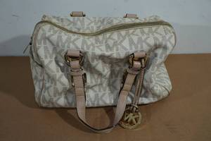 lot 51 image: Michael Kors Grayson Logo Satchel Purse