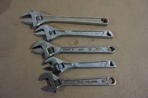lot 90 image: Adjustable Wrenches - 8-12