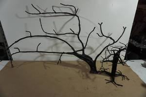 lot 138 image: Halloween Wall and Table Dcor
