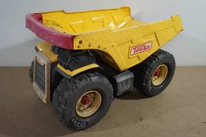 lot 146 image: Tonka Pressed Steel Big Dump Truck
