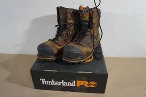 lot 148 image: Timberland Pro 8 Boondock Composite Toe Boots - Mens 10.5 M