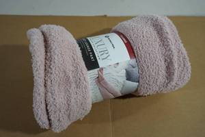 lot 155 image: NEW Members Mark Luxury Cozy Lounge Pants - XL