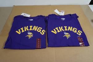 lot 127 image: NEW Minnesota Vikings T-Shirts - XL