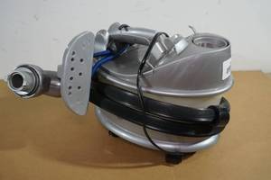 lot 203 image: ConAir Portable Garment Steamer
