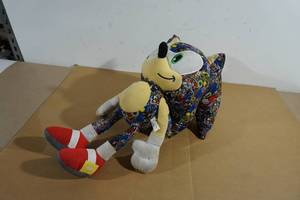 lot 220 image: Sonic the Hedgehog Plush Toy