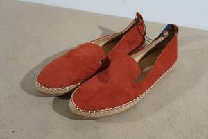 lot 232 image: NEW Universal Thread Slip On Shoes - Womens 8