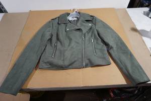 lot 236 image: NEW Steve Madden BB Dakota Faux Suede Moto Jacket - Large
