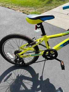 Aluxx Kids Bike with Helmet