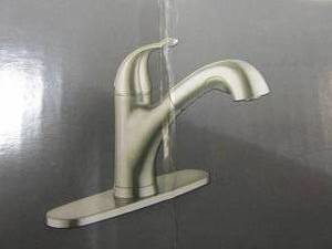 GLACIER BAY Market Single-Handle Pull-Out Sprayer Kitchen Faucet in Stainless Steel (BOX DAMAGED, BUT STRAPPED)