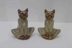Rosemeade Cats Salt & Pepper Shakers