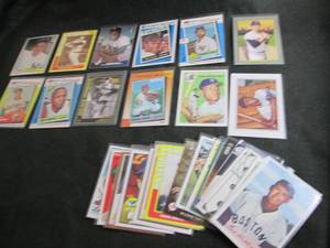 4. 30 Baseball Hall Of Fame Cards...