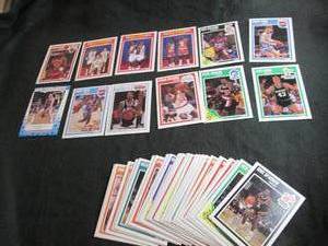 29. 50 1989-90 Fleer Basketball Car...