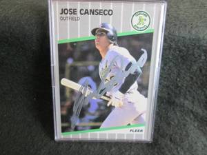 31. 1989 Fleer Jose Canseco Autogra...