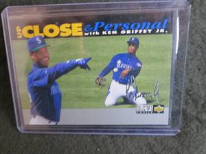 150. 1994 Collectors Choice Ken Gri...