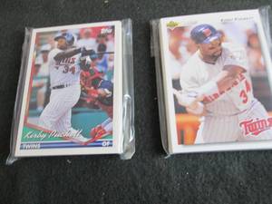 154. 1993 Topps & Upper Deck Twins ...