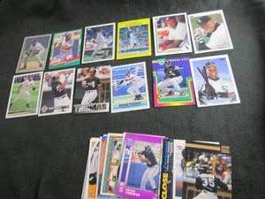 177. 30 Frank Thomas Cards...