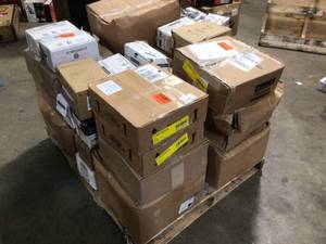 Pallet of Mixed Flooring  Various Models and Condtions Customer Returns See Terms on Auction
