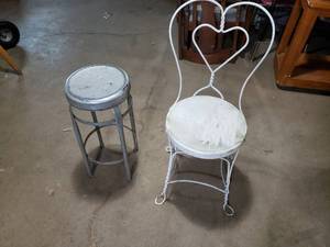 lot 28 image: Chair and Stool