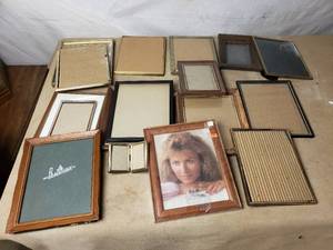 lot 55 image: Large Lot of Picture Frames