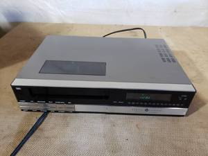 lot 36 image: General Electric VHS