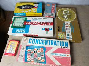 lot 95 image: Lot of Vintage Board Games