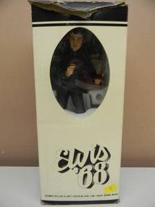 VINTAGE FOREVER ELVIS 68 McCORMICK WHISKEY DECANTER MUSIC BOX - STILL IN ORIGINAL BOX WITH COA - FANTASTIC PIECE - NICE - APPROX 16 - SEE PICTURES