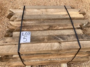 Reclaimed Oak Barn Gussets