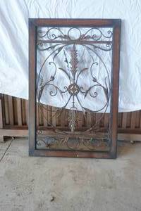 lot 37 image: Decorative metal sign
