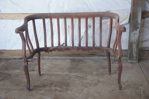 lot 75 image: Rustic Antique Bench