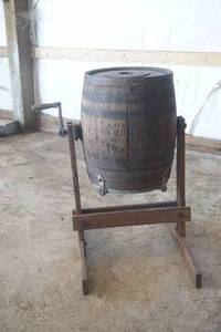 lot 92 image: Antique Butter churn