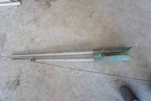 lot 96 image: Post hole digger