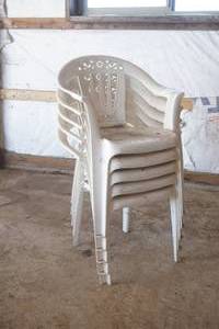 lot 97 image: Plastic Yard Chairs