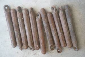 lot 137 image: Window Weights