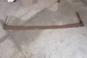 lot 172 image: Antique 6ft Two Man Saw