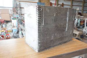 lot 206 image: Vintage Wood box wtools